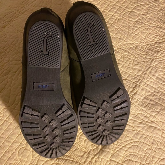 Made in USA boots by Jambu out of New York - Picture 4 of 4